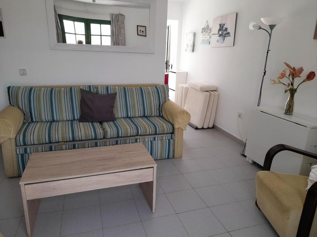 Fabulous 1-Bed Apartment In Puerto Del Carmen Puerto del Carmen  Kültér fotó