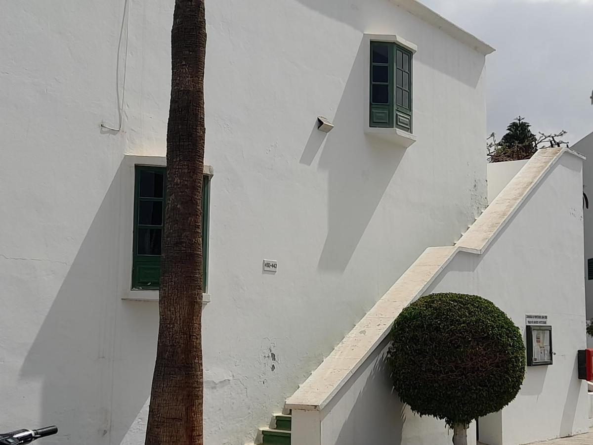 Fabulous 1-Bed Apartment In Puerto Del Carmen Puerto del Carmen  Kültér fotó