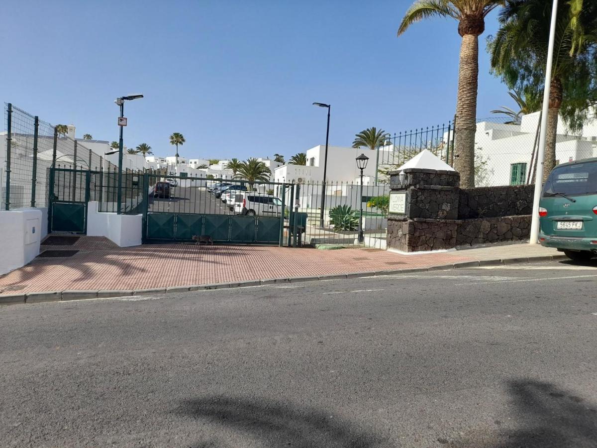 Fabulous 1-Bed Apartment In Puerto Del Carmen Puerto del Carmen  Kültér fotó